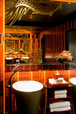 Buddha-Bar Hotel Paris - Bathroom.jpg